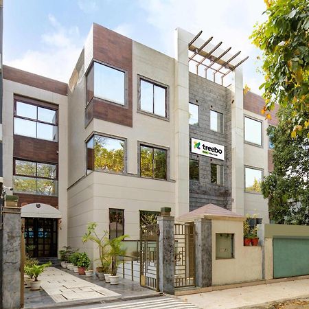 Hotel Treebo White Castle, Gurgaon Exterior foto